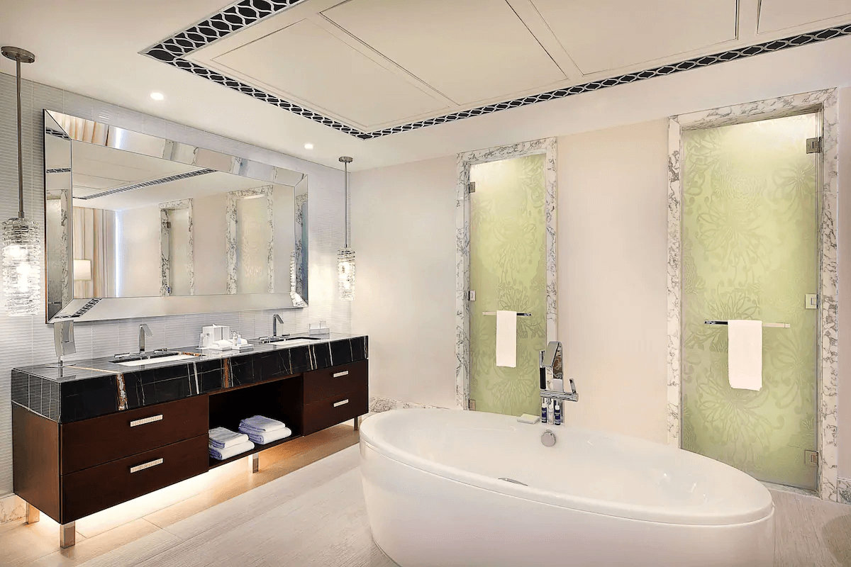 Accessible Queen Room